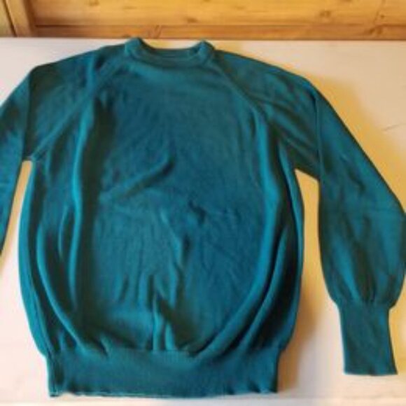L.L. Bean Men's Sweaters (1x new 100% lamb wool) - sold together - Picture 9 of 10